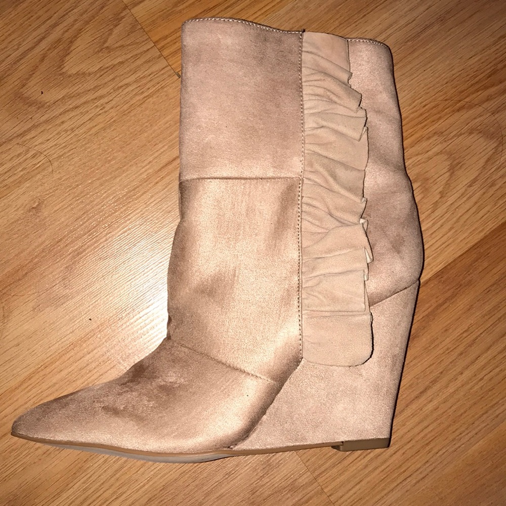 BCBGeneration makeup wedge boots